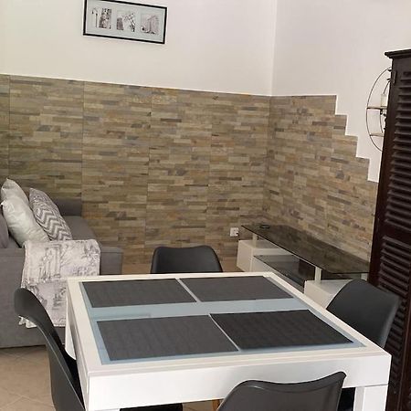 Villa Serenice - F2 Au Calme, Climatise, Wifi Et Parking Gratuit Nice Exterior foto